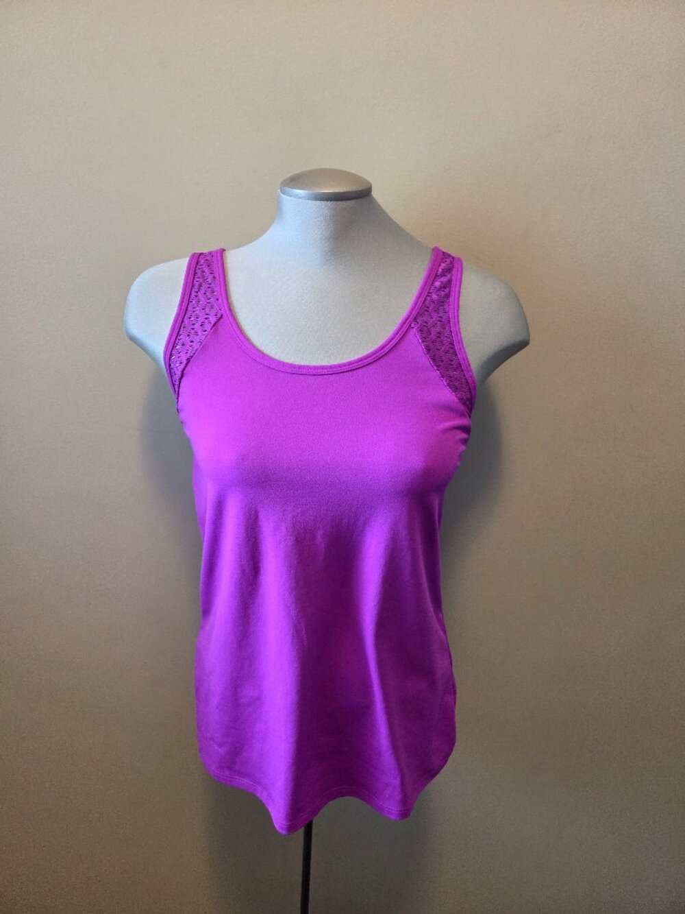 Fabletics Tank Top - Size Medium
